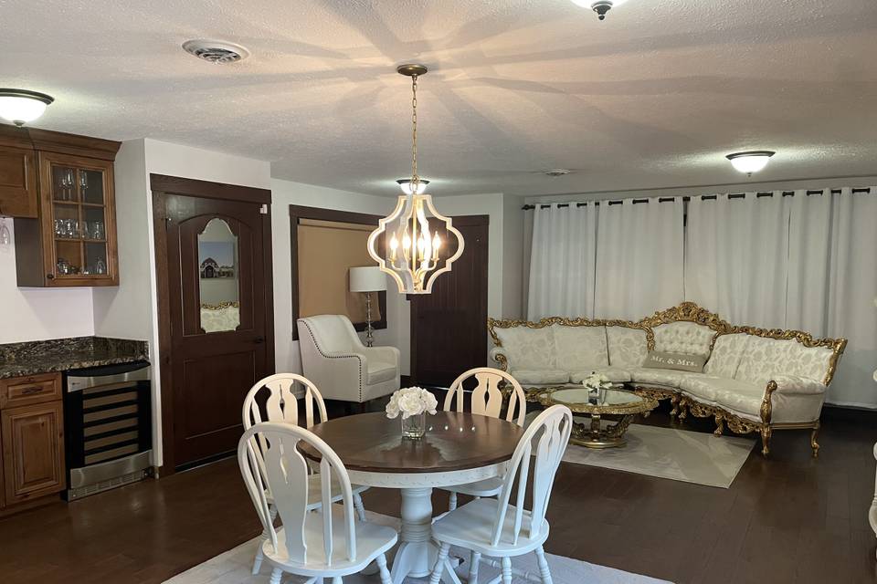The Pavilion at Orchard Ridge Farms - Exclusive Catering by Henrici's