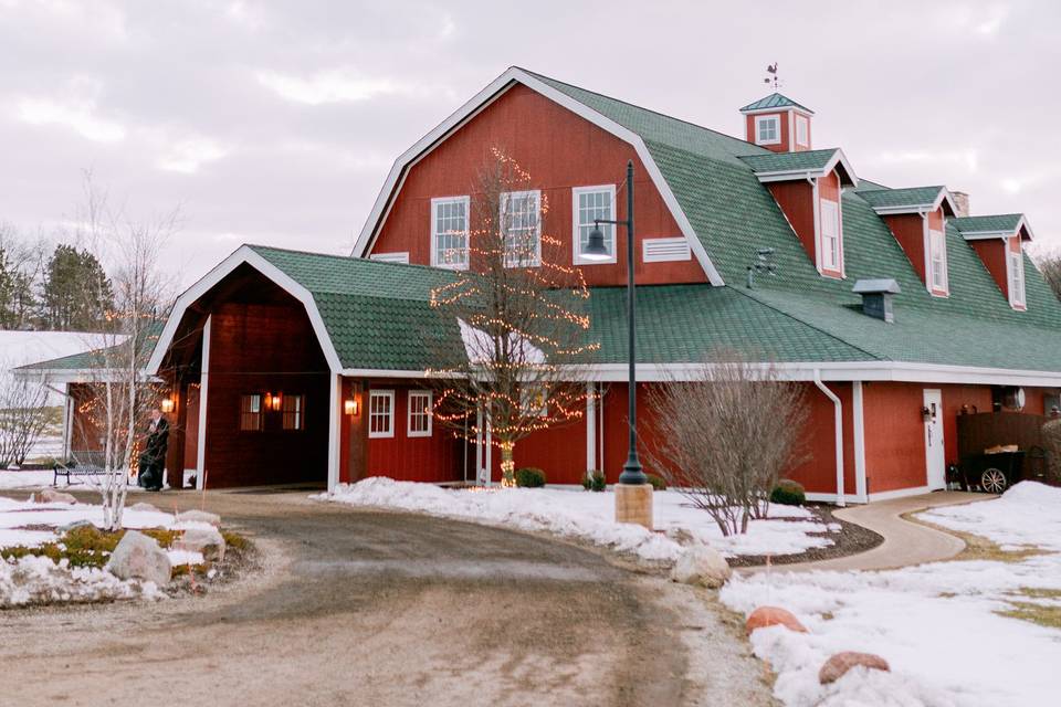 The Pavilion at Orchard Ridge Farms - Exclusive Catering by Henrici's