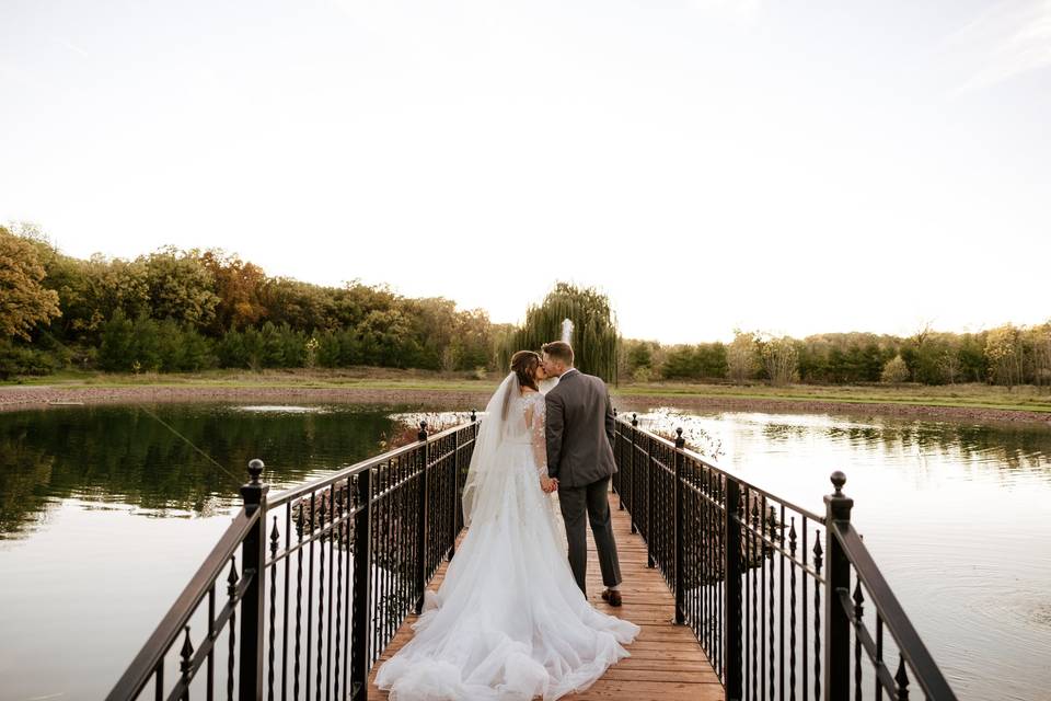 The Pavilion at Orchard Ridge Farms - Exclusive Catering by Henrici's