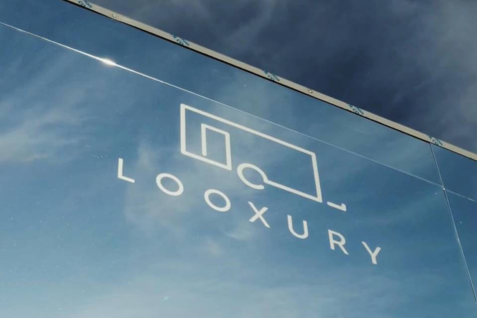Looxury