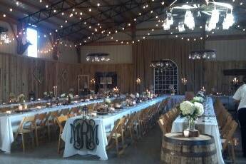 Barn wedding - First dance