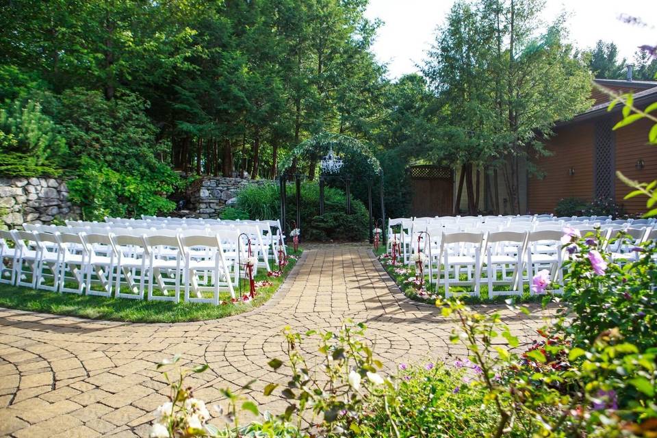 Granite Rose, Ceremony setup