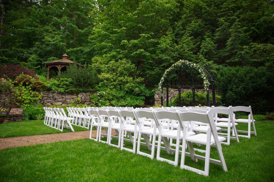 Granite Rose, Ceremony option