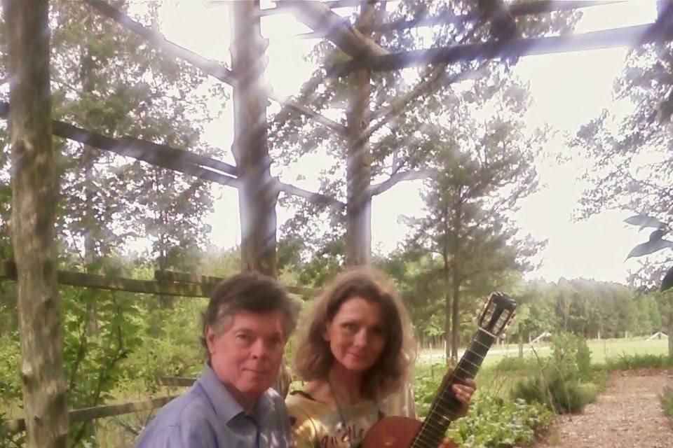 Eric and Janice McCracken, Violin and Guitar Duo