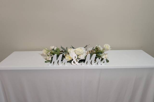Couples/Cake Table