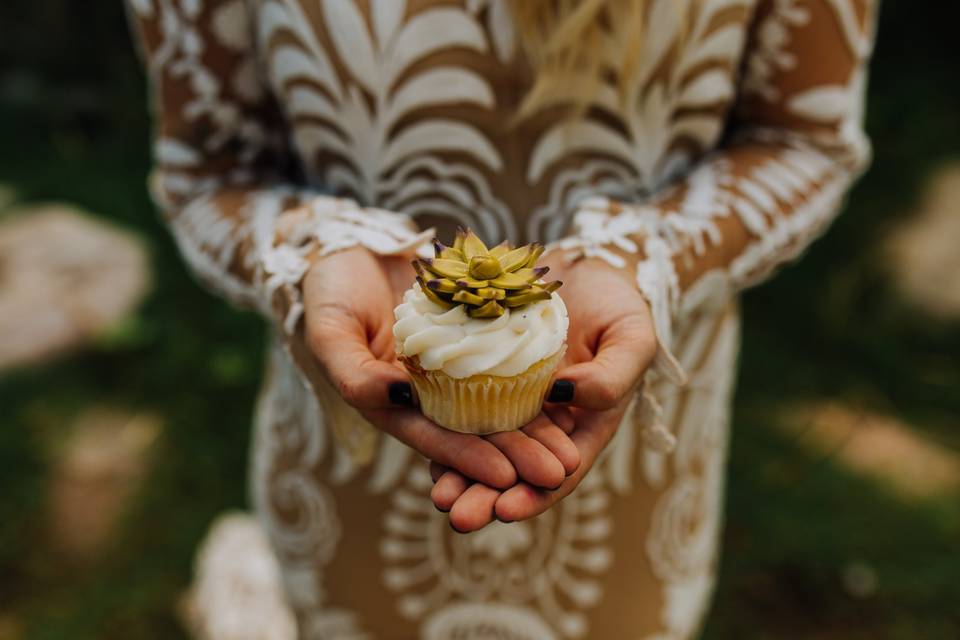 Floured Cupcakes