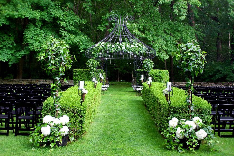 Lord Thompson Manor