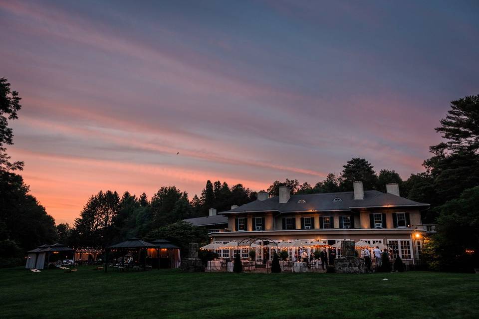 Back of Lord Thompson Manor