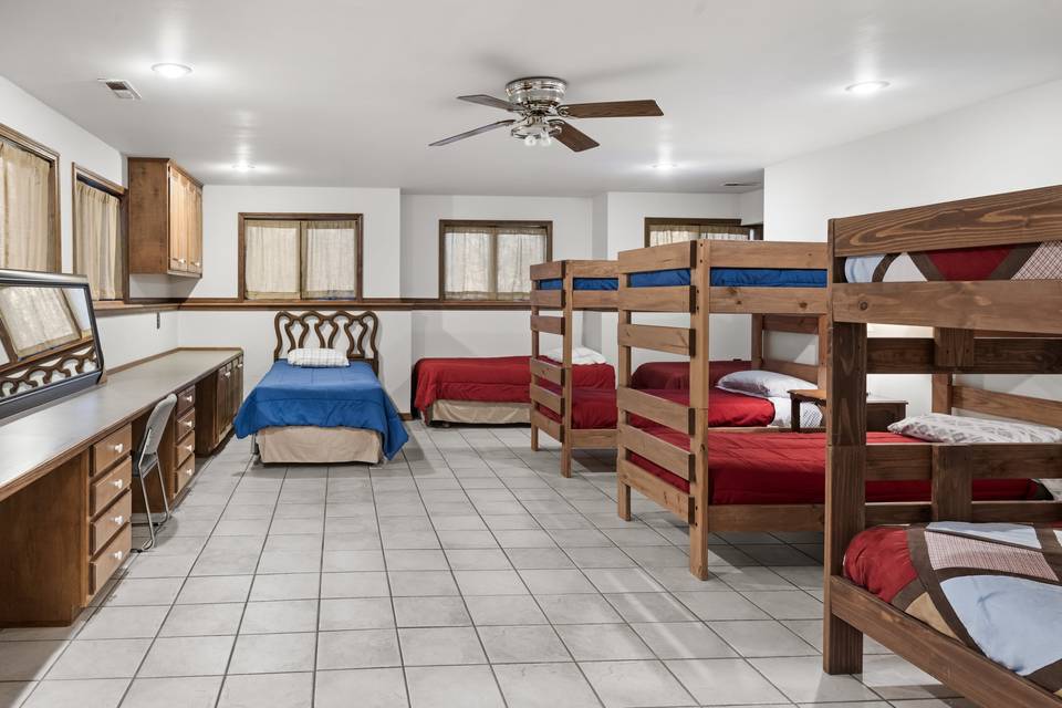 Ozark Mountaintop Lodge & Retreat