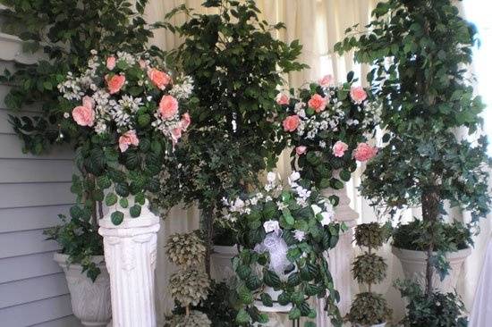 A wide variety of custom florals are  available to compliment your wedding party colors.