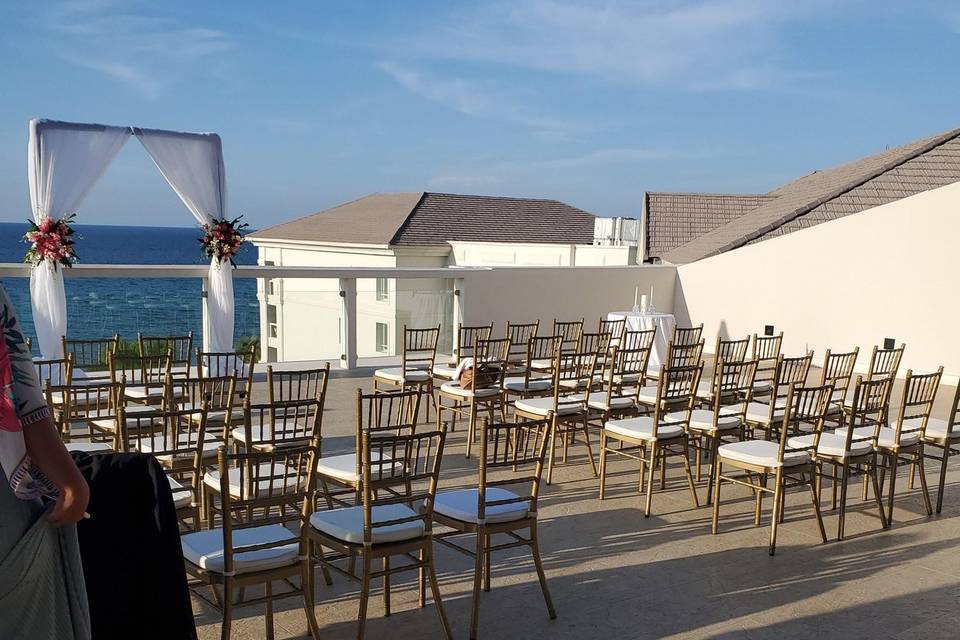 Guest Seating