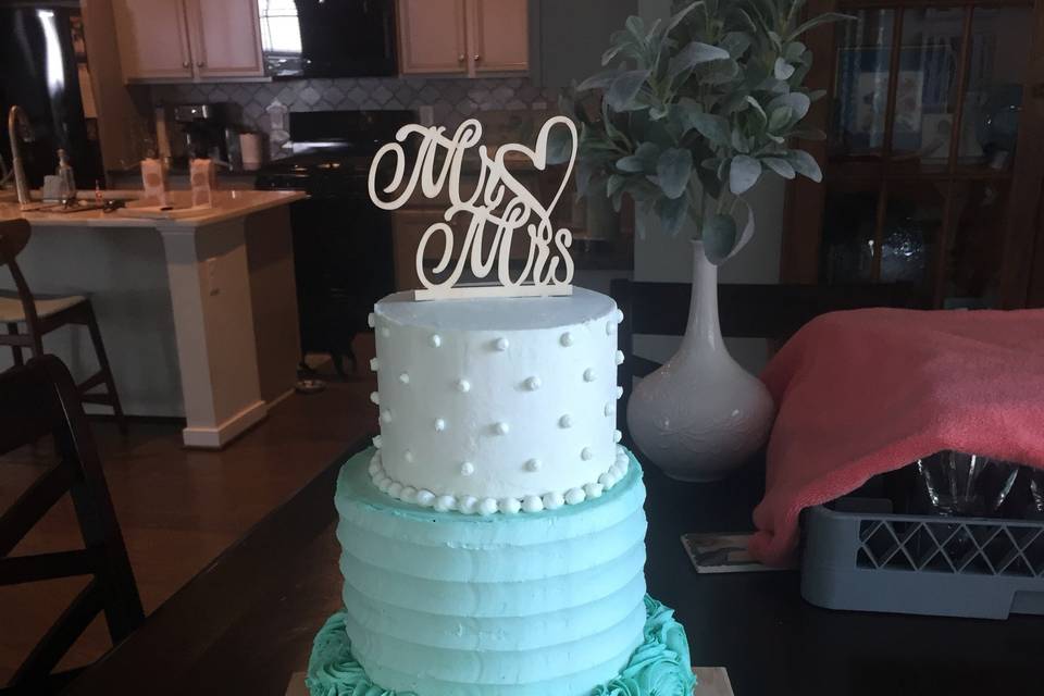 Ombré in mint buttercream