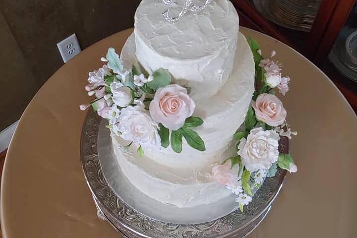 Buttercream with sugar flowers