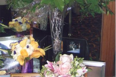 LYNN DOYLE FLOWERS & EVENTS