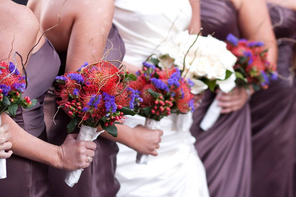 Matching bouquets