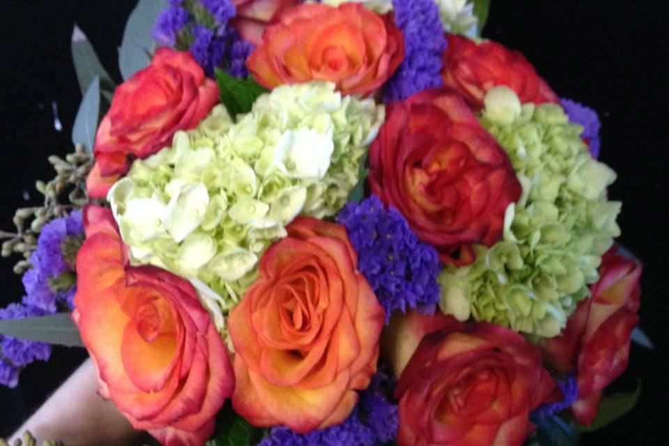 LYNN DOYLE FLOWERS & EVENTS