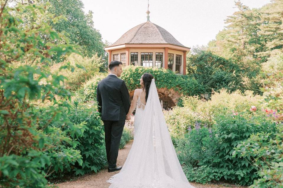 Gorgeous garden wedding