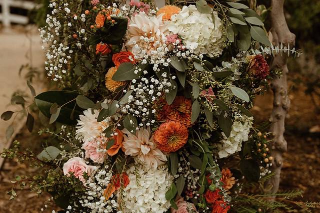 BoHo Ceremony Base Arch