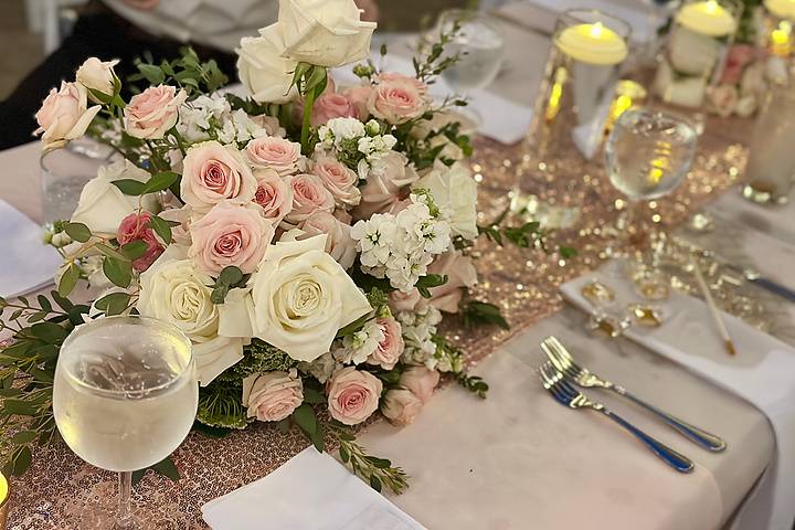 Roses & Roses