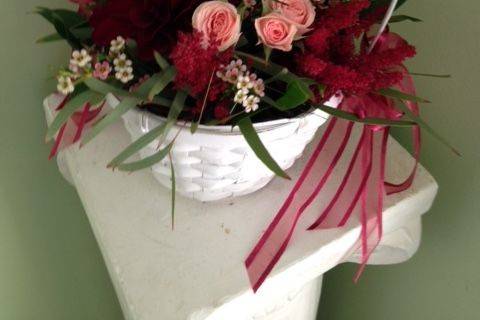Flower girl basket/burgundy
