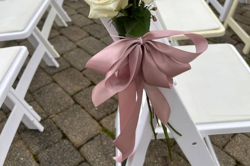 Lavender rose chair decor