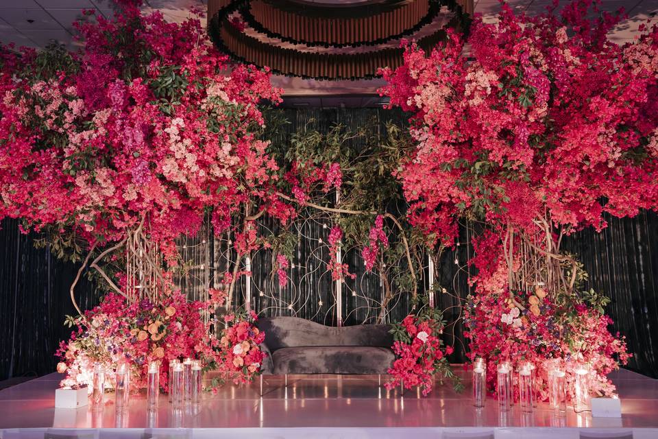 Ballroom Wedding Decoration