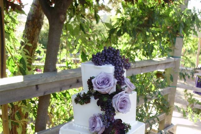 3 layer wedding cake