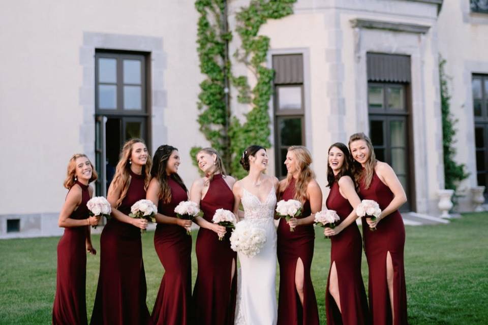 Gabrielle and her bridesmaids