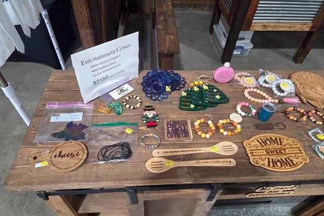 Lock's Custom Signs