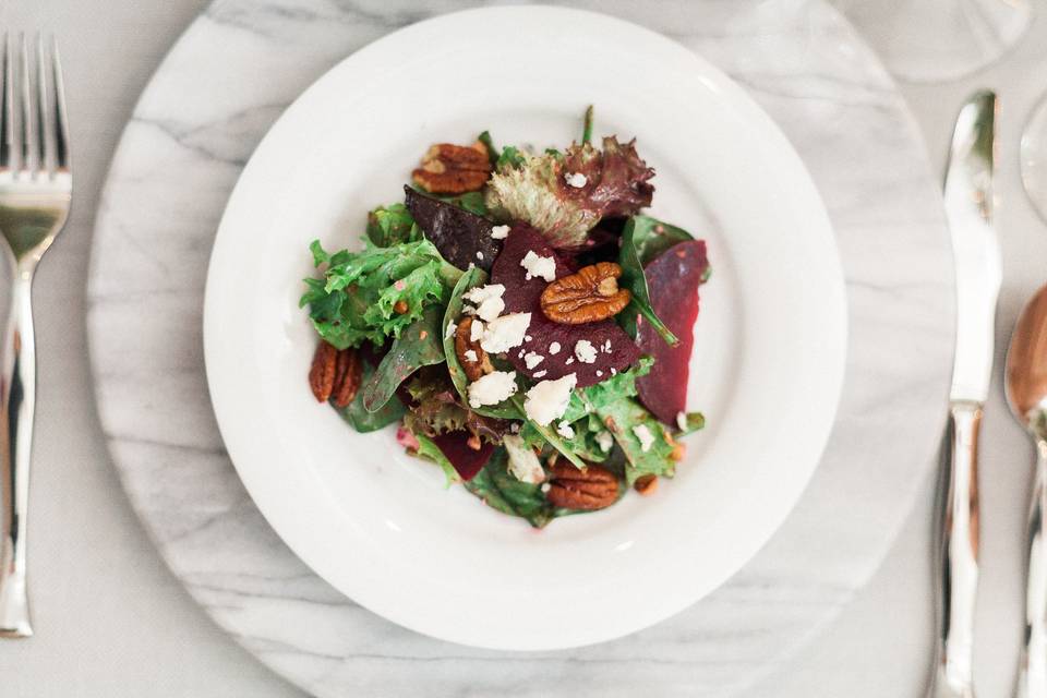 Salad with Beets & Goat Cheese