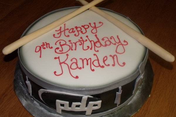 Kareli Cakes