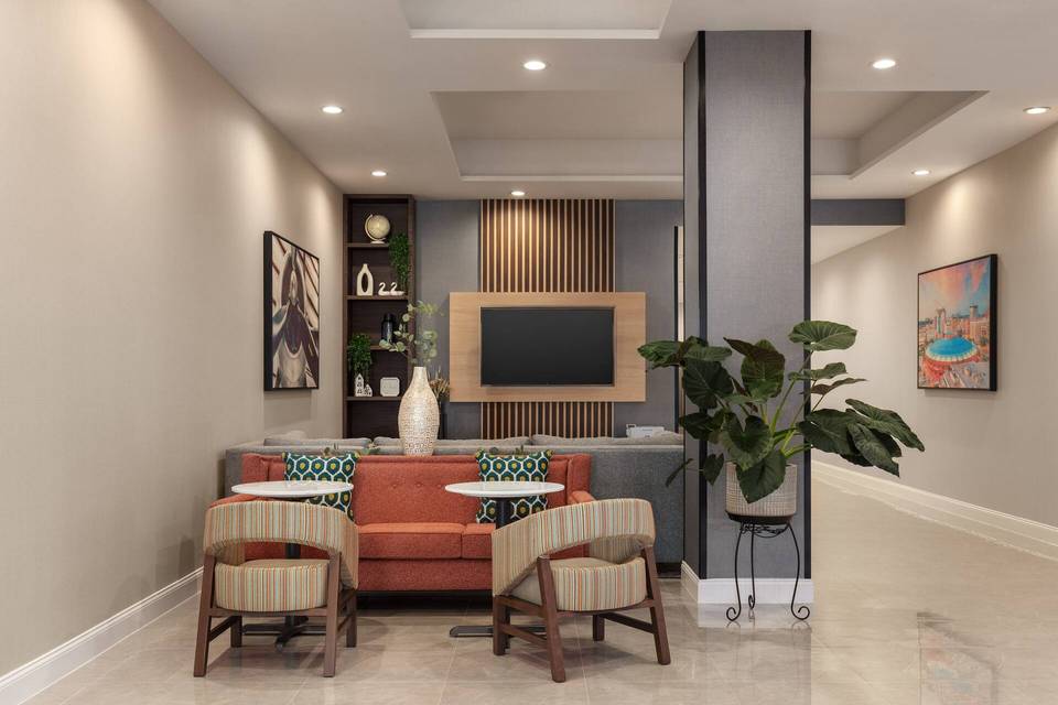 Hilton Garden Inn/Homewood Suites Wichita Airport