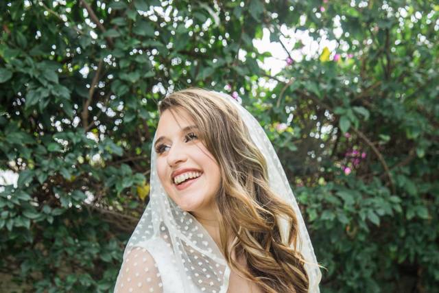 Bride holding her bouquet