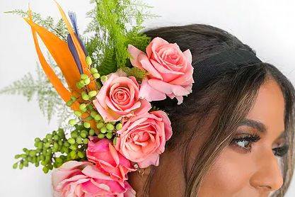 Floral hair decoration