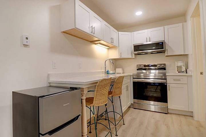Efficiency Kitchenette