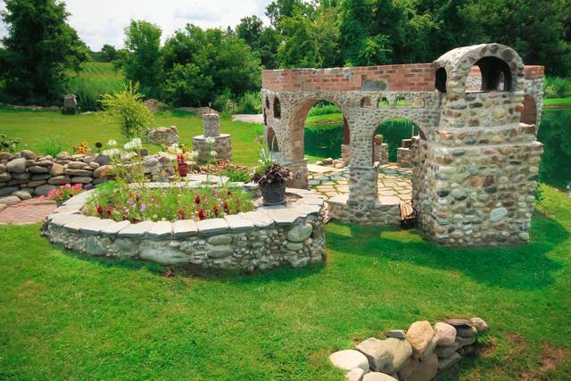 Pond's Edge Venue