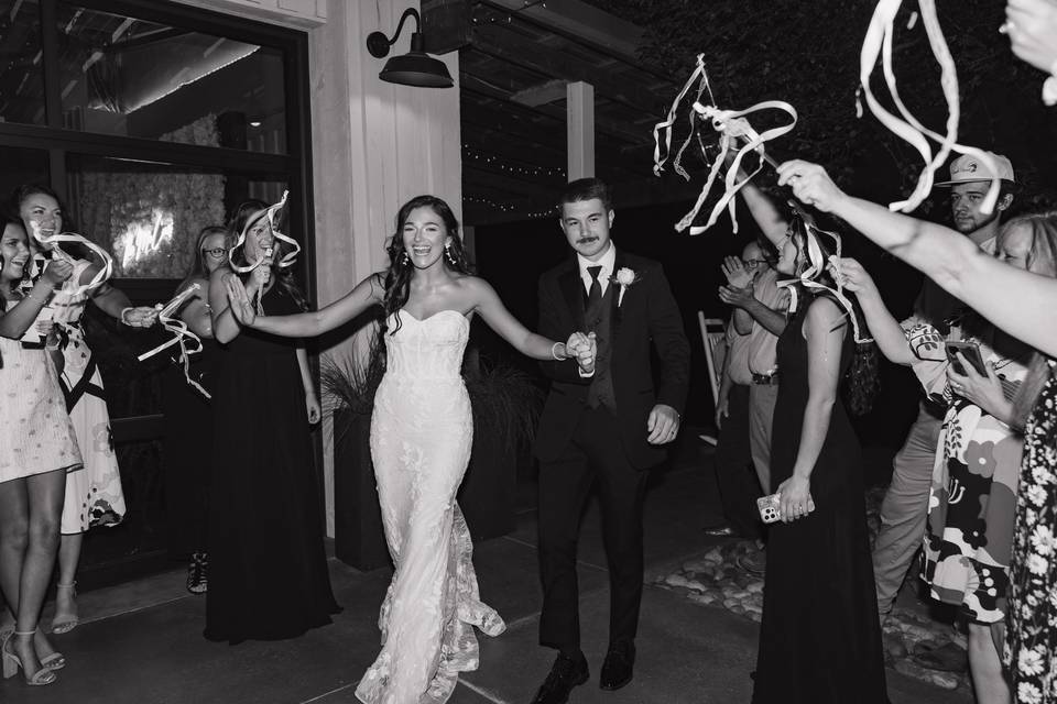 Barn Flower Toss