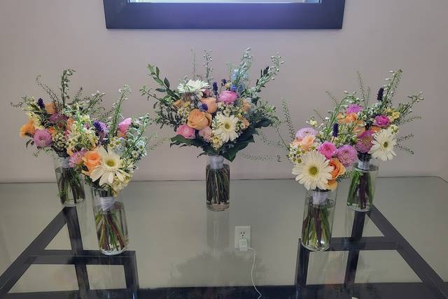 Bride and bridesmaids bouquets