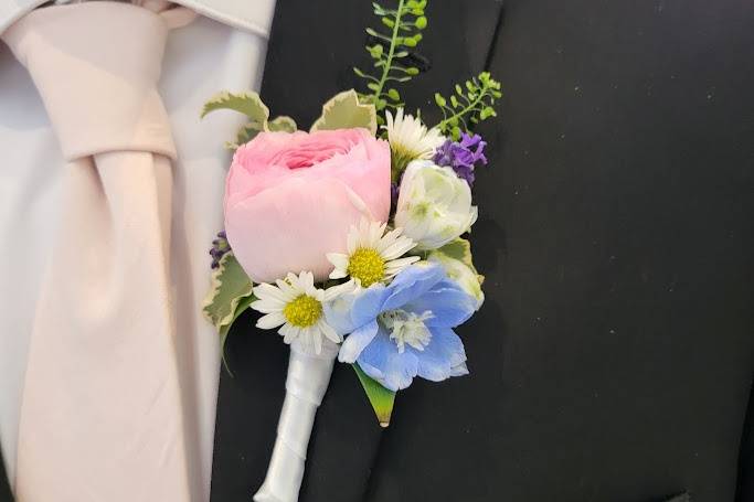 Focal point florals