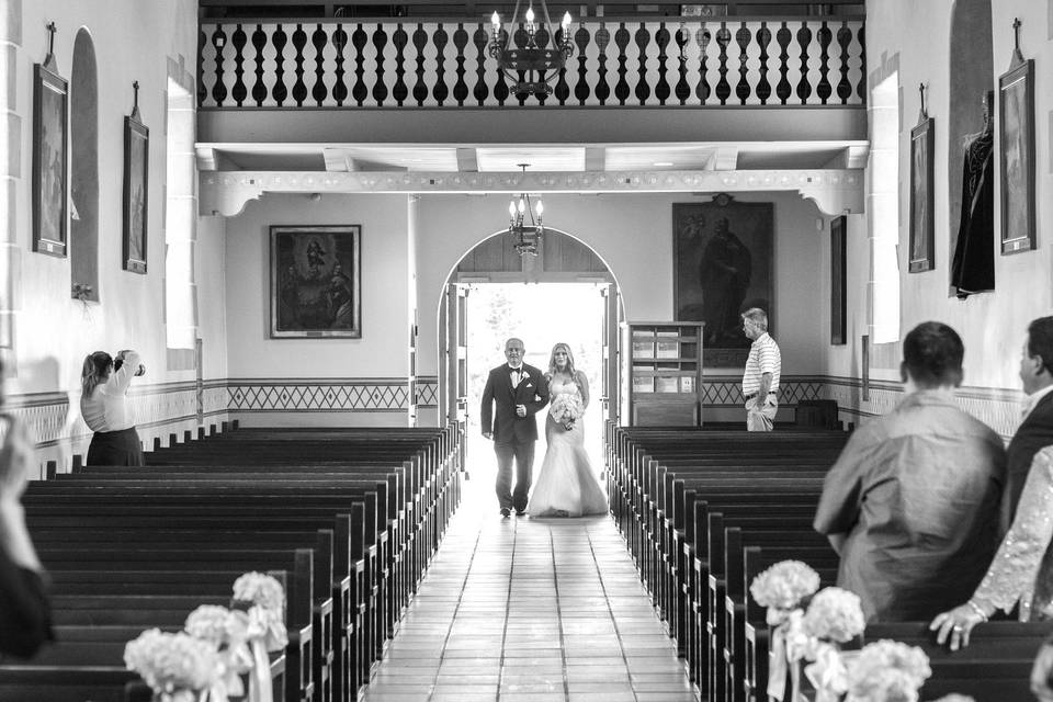 Wedding ceremony - photo by laura hernandez photography