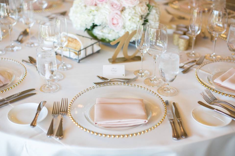 Wedding plate - photo by laura hernandez photography