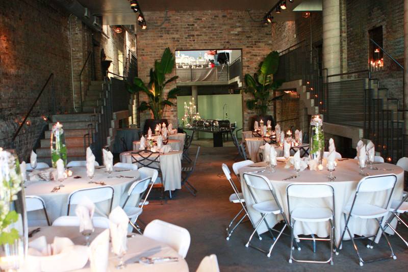 We're regulars at A New Leaf (seen here), the Bridgeport Art Center, and many other venues around the city. Ask our seasoned catering managers about venue rentals and catering options.