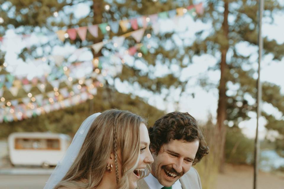 Bride and groom reaction