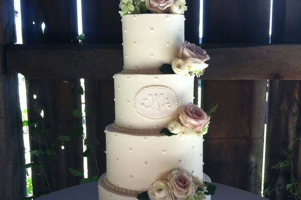 Wedding Cake by FlourGirl Patissier - Lauren & Drew