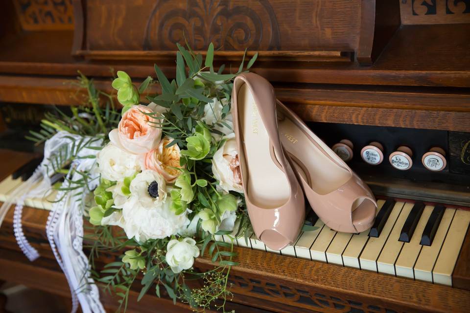 Bouquet, shoes, and piano