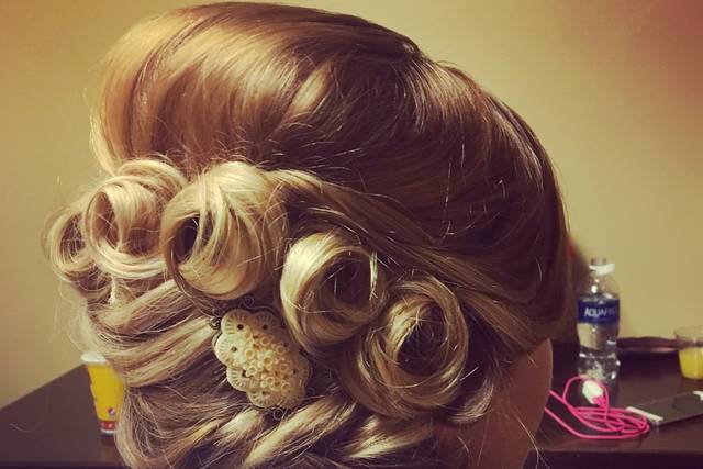 The Knotted Pearl