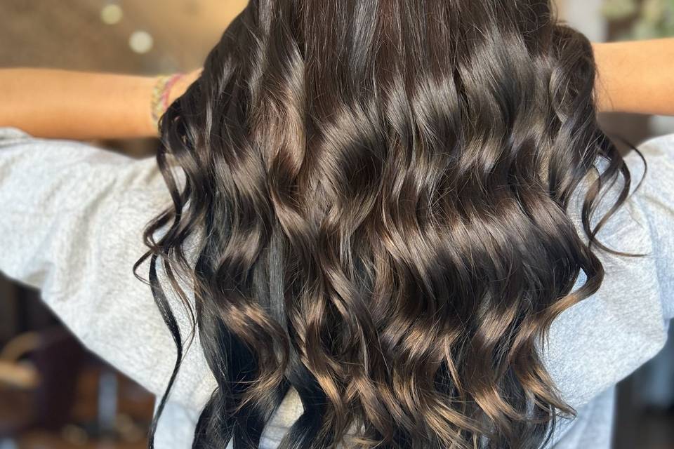 Prom Curls by Mina