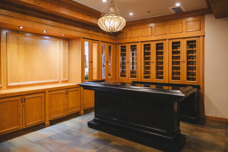 ATRIUM BAR