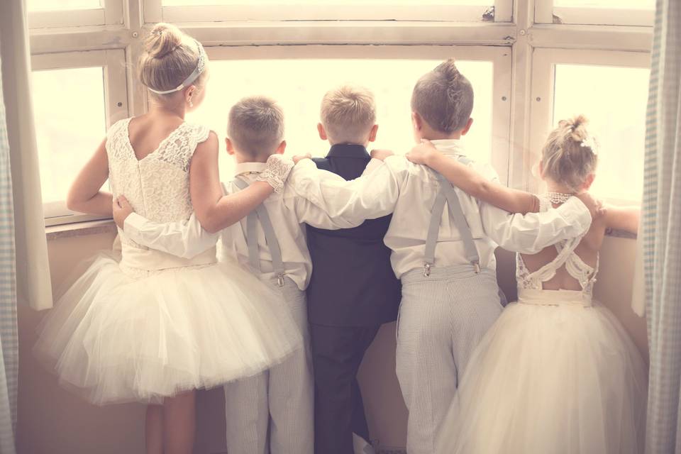 Junior groomsmen and braidsmaids