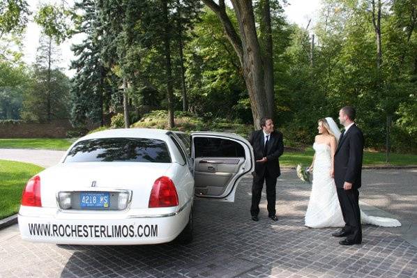 ROCHESTER LIMOUSINE LLC